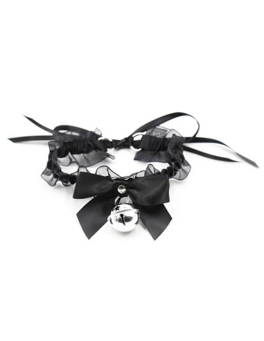 Collar con Lazo, Cascabel y Encaje