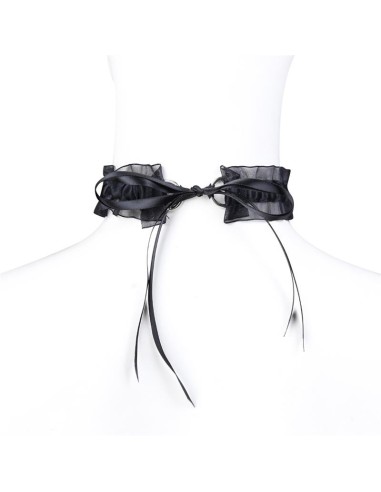 Collar con Lazo, Cascabel y Encaje