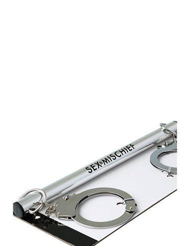 Spreader Bar with Metal Cuffs