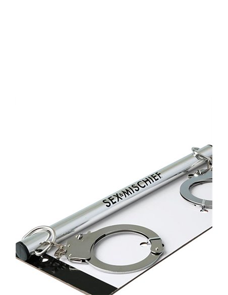 Spreader Bar with Metal Cuffs