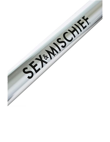 Spreader Bar with Metal Cuffs