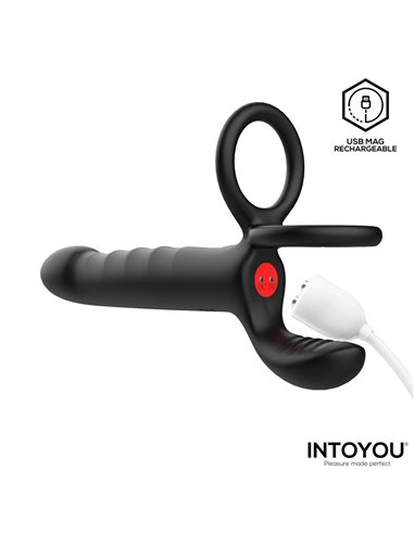 Magnor Dildo con Anillo Doble y Estimulador de Testículos