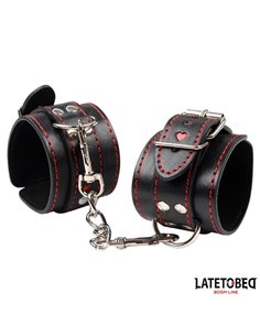 Esposas con Cadenas y Corazones 2