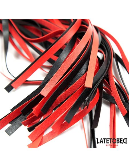 Flogger Rojo y Negro  50cm